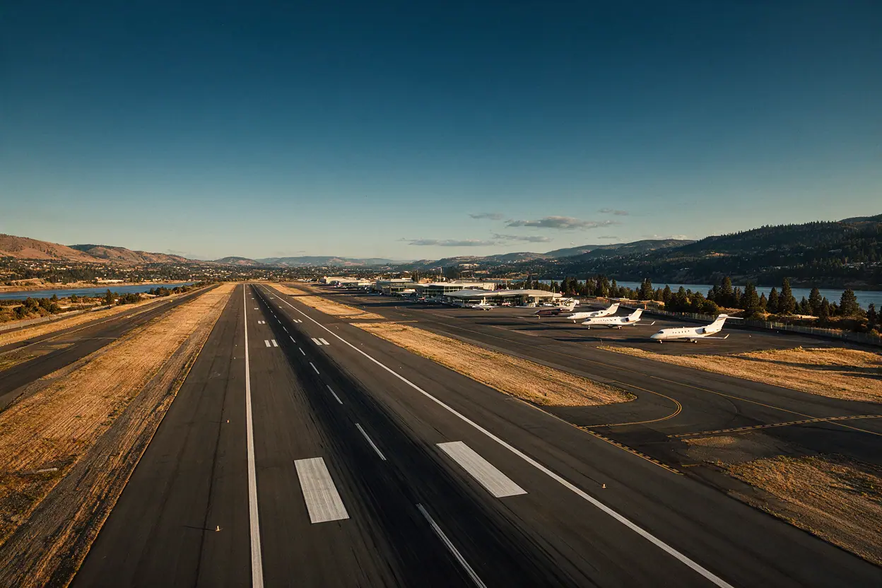 Private jets at Mineta San Jose International Airport